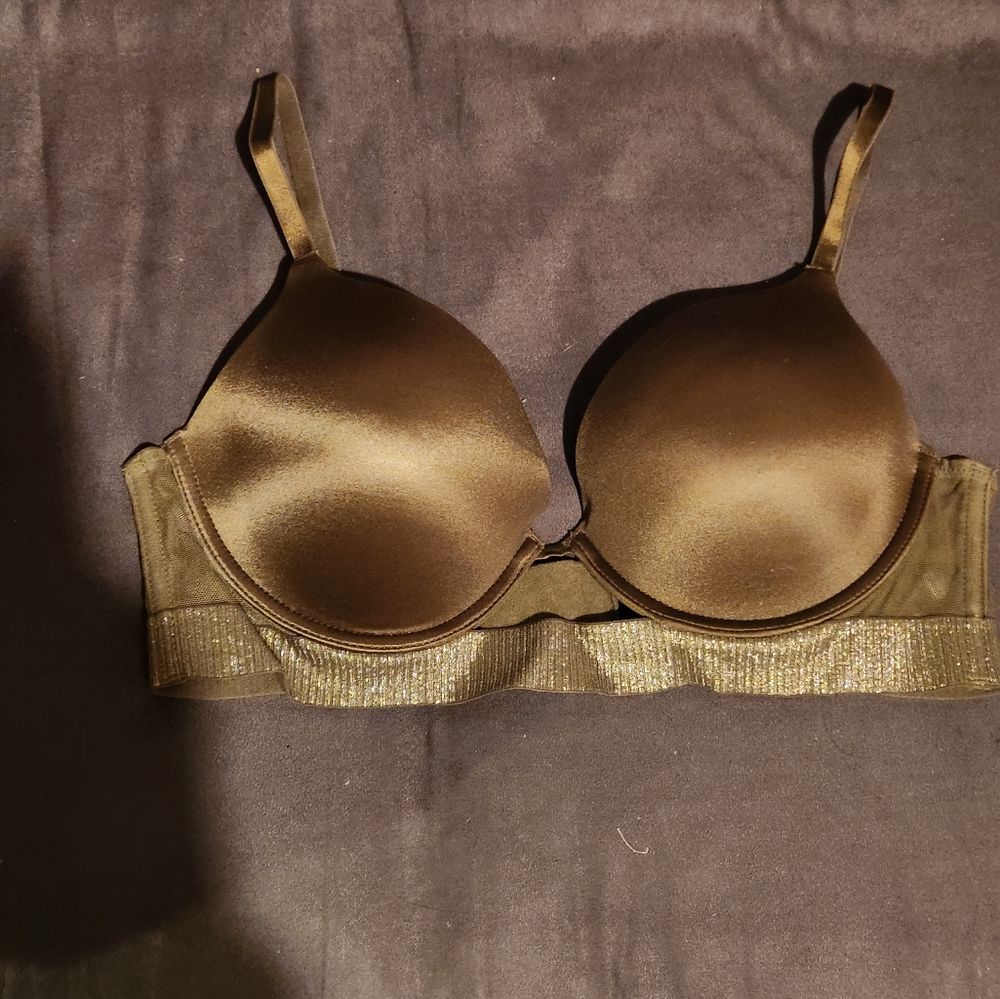 Victoria Secret 36B Very Sexy push up